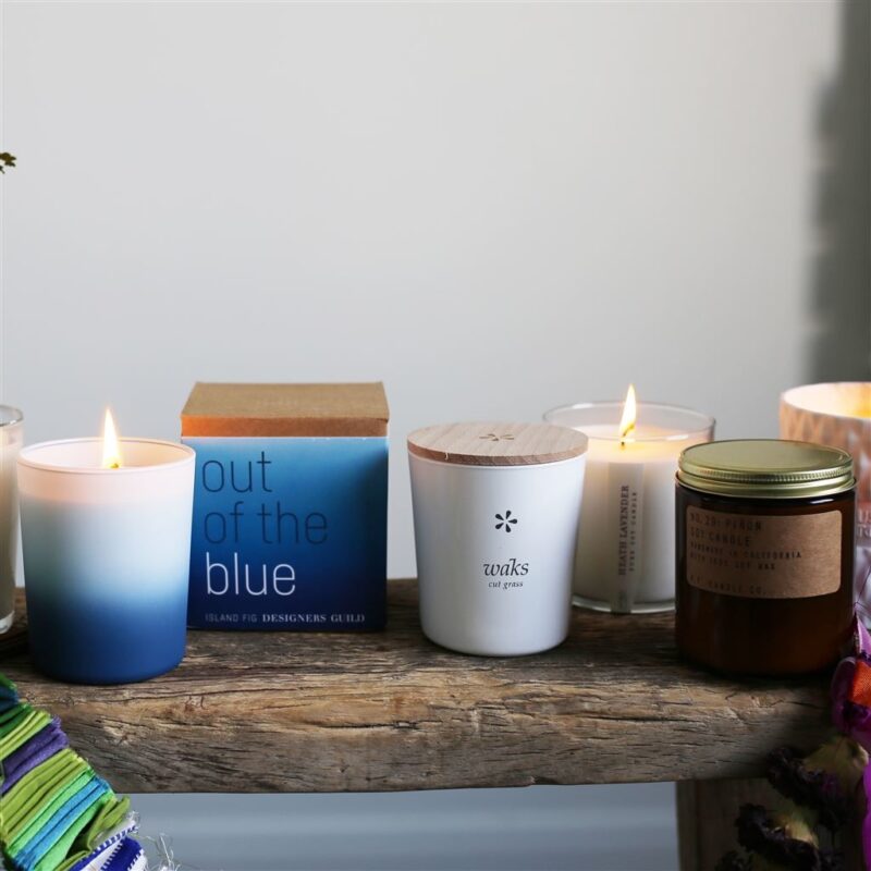 Designers-Guild-Kerze-Out-of-the-blue-Lifestyle